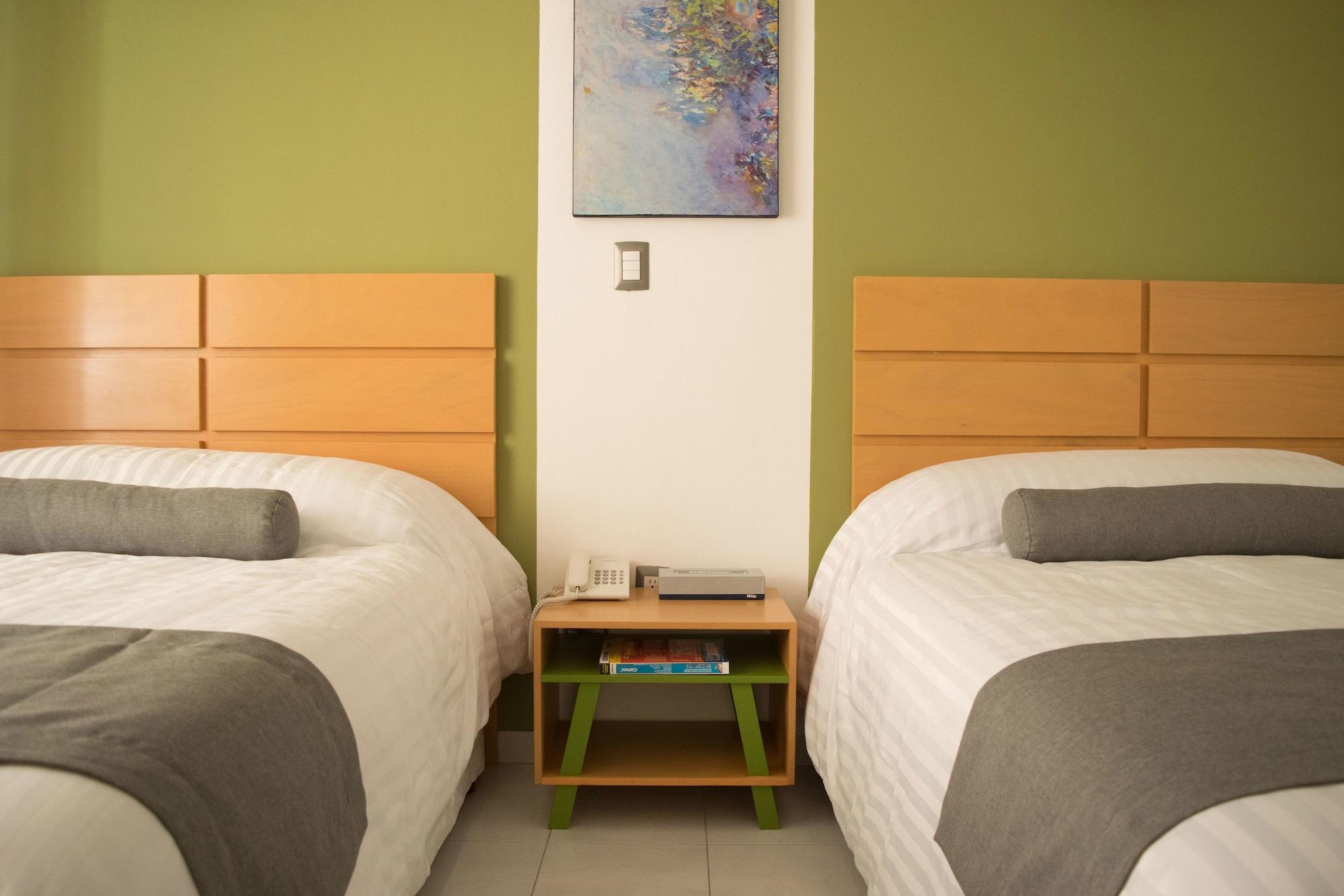 Hotel Mexico Inn Express Salamanca Ngoại thất bức ảnh