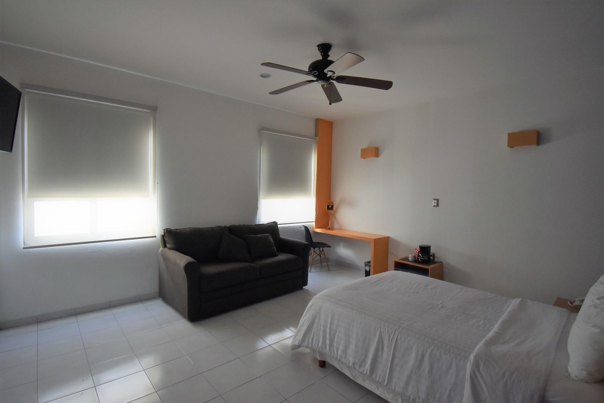 Hotel Mexico Inn Express Salamanca Ngoại thất bức ảnh