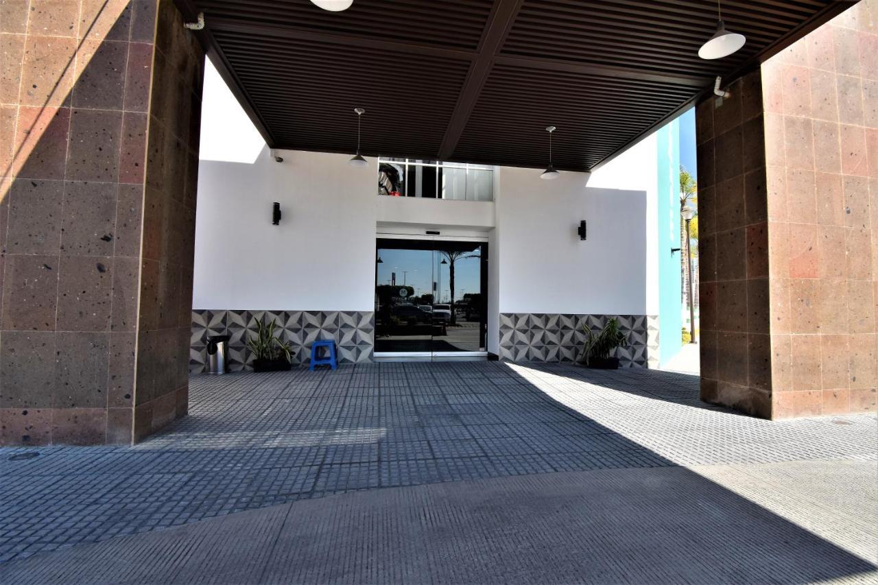 Hotel Mexico Inn Express Salamanca Ngoại thất bức ảnh