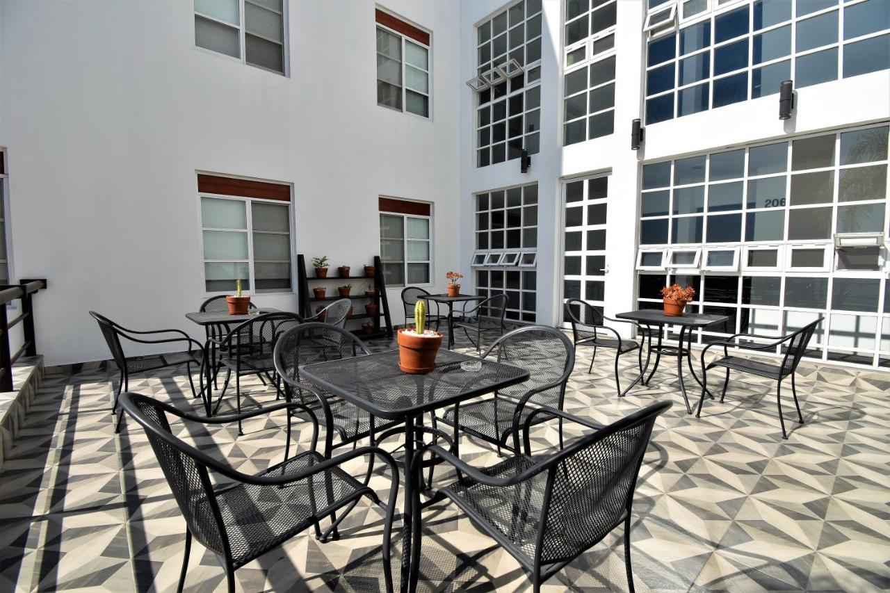 Hotel Mexico Inn Express Salamanca Ngoại thất bức ảnh