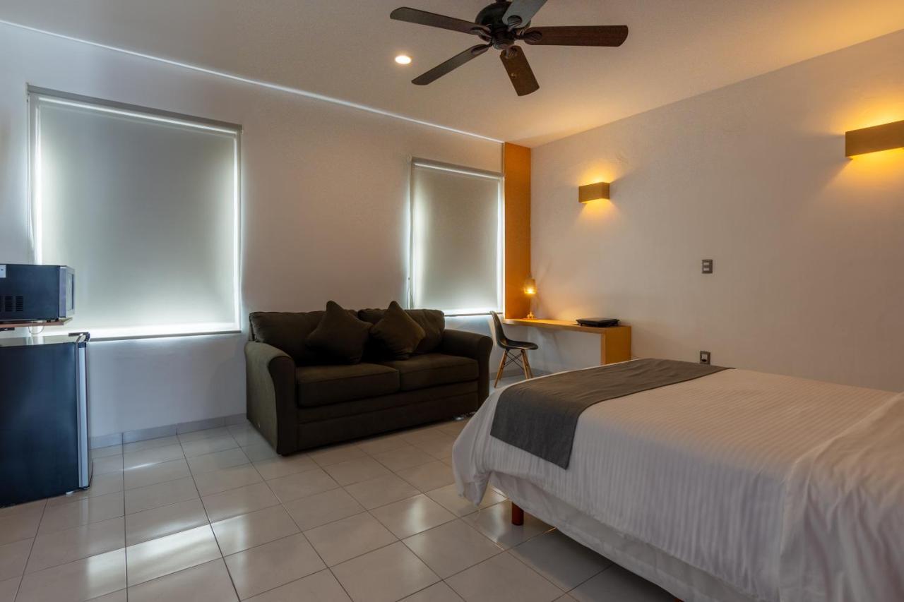 Hotel Mexico Inn Express Salamanca Ngoại thất bức ảnh